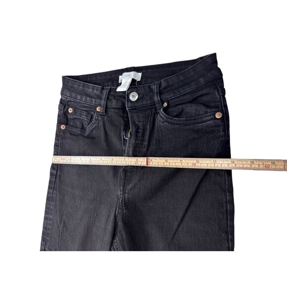 H&M High-Waisted Black Wide-Leg Frayed Hem Jeans - Picture 9 of 11